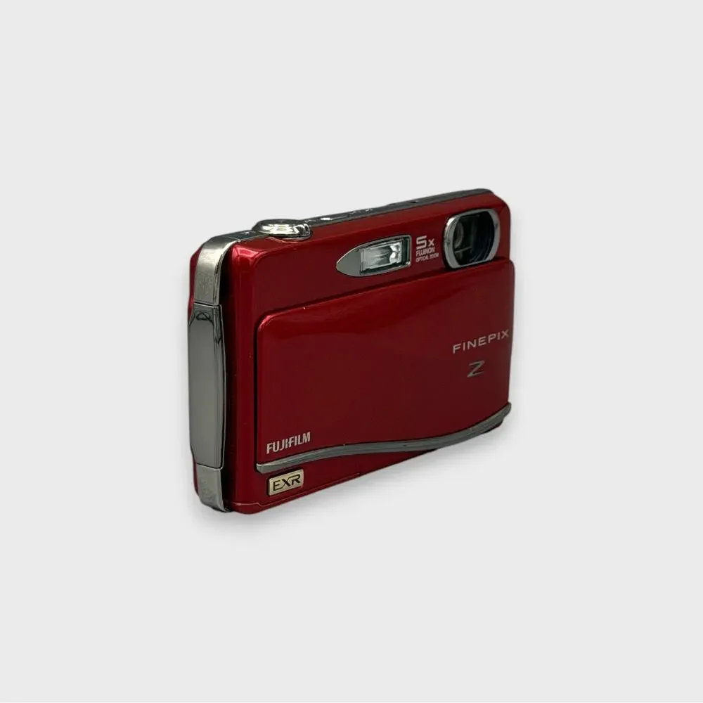 Fujifilm FinePix Z800EXR Digital Camera | 12MP | Red